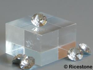1ab) Socle verre acrylique pour minéraux 2,5x2,5x1,5 cm