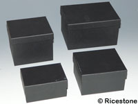 boite carton noire de minralogie