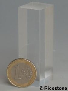 1aj) Colonne, socle en verre acrylique 2x2x6 cm.