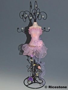 poupee porte bijoux