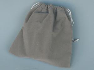 3c) 12x Pochettes cadeau en feutrine 16x16 cm, gris