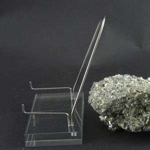Présentoir 18 cm spécialement conçu pour minéraux et fossiles