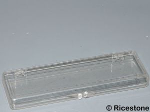 3) Boite Plastique longue à charnière  139x44x12 mm.