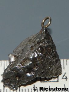 Météorite, sidérite<BR>Campo del Cielo, 12.15g.