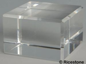 2fb) Socle acrylique plexiglas biseautée sur tous les angles 8x8x5cm