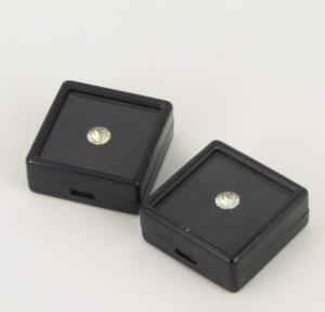 	Boite de gemmologie-bijouterie 4x4 cm noire et noire