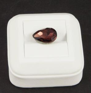 3a) Plot de gemmologie pour présenter des pierres taillées. Présentoir en similicuir pour gemme .