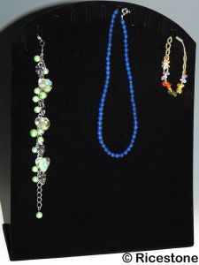 7b) Plateau présentoir vertical pour 12x bracelets ou chaîne.