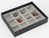 1e) Coffret 15x19 cm avec douze casiers, 4x4 cm