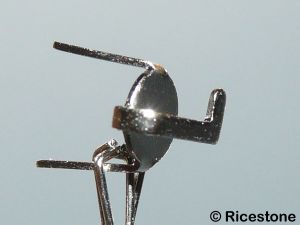 0a) 12x clous-accroches pour fabrication de présentoir à pendentif.