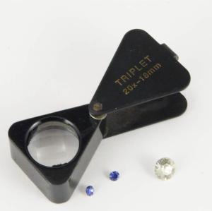 1ha) Loupe Triplet 20x18mm de qualité, pliable d'horloger, bijoutier, gemmologue.