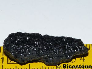 Tectite noire<BR>Thailandite de 4,55g