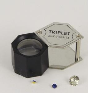 1fb) Loupe Triplet 20x20.5mm Economique et "sérieuse"