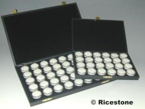 Coffret avec 24 boites ronde pour pierres tailles