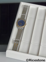 Dtail du plateau blanc pour montres