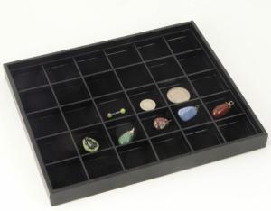 2a) Coffret avec 30x casiers de 4x4 cm pour rangement de collection.