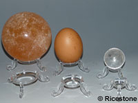 support présentoir sur pied de sphère et œuf