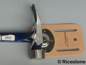 Porte marteau adapté à tout type d'outils