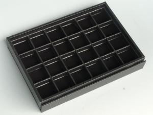 1b) Coffret avec 24x casiers de 3x3 cm pour collection.