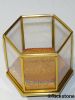 4d) Mini-Vitrine hexagonale, en bois et verre