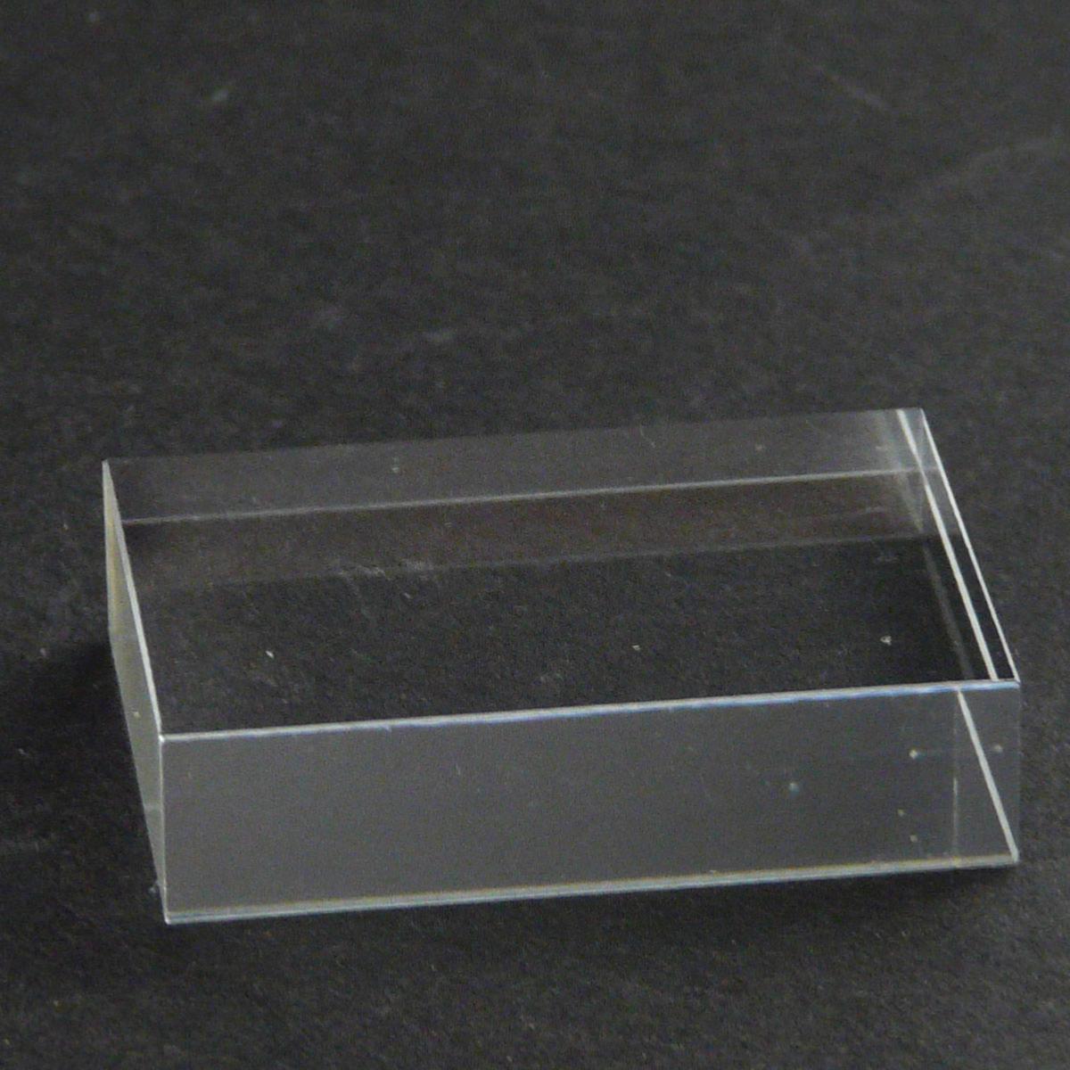 Présentoir Plaque acrylique 5x5x0,6cm. Socle de minéralogie pour minéraux.