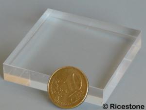 5a) Socle acrylique, présentoir pour minéraux 5x5x1 cm