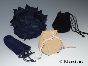 2) POCHETTE cadeaux en tissus