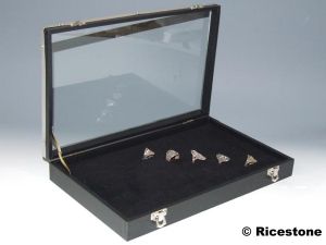 5b) Présentoir - Coffret luxe pour 70 bagues, 21x33 cm. 