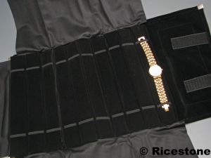 2b) Marmotte en feutrine pour 10 bracelets, trousse de bijouterie.