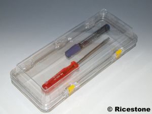 Boite à membrane à charnière.