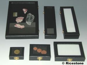 3d) Coffret Luxe 9x11cm pour objets minces, pierre taillée. 