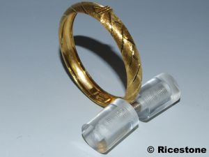 6a) 5x Présentoirs à vis<BR>Présentoir Bracelet rigide