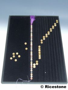 2c) Très grand plateau enfilage perles 36 x 52 cm. ECONOMIQUE 